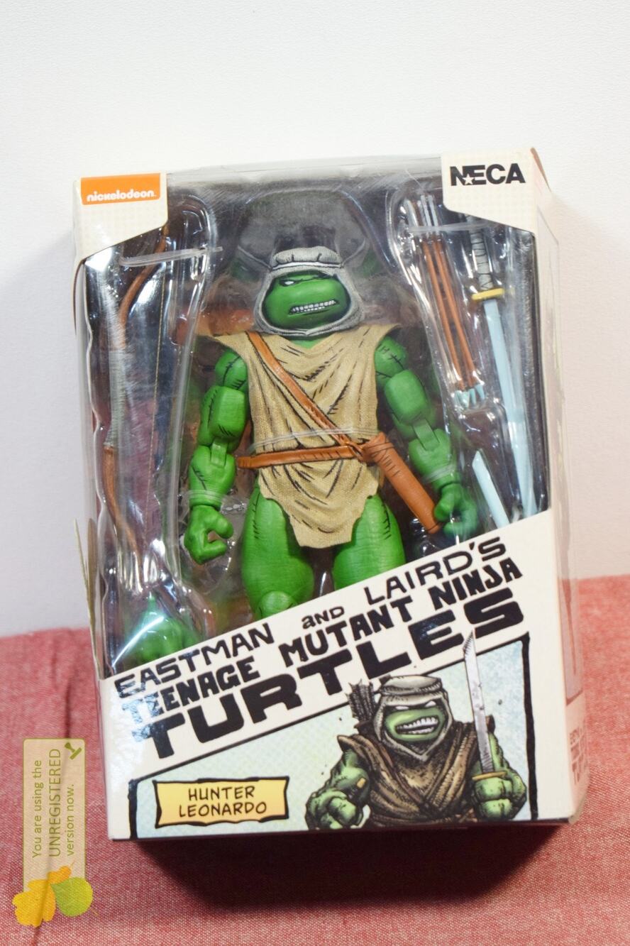 NECA Teenage Mutant Ninja Turtles Mirage Comics Hunter Leonardo